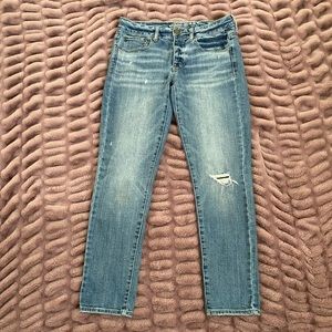 American Eagle outfitters boy friend jeans